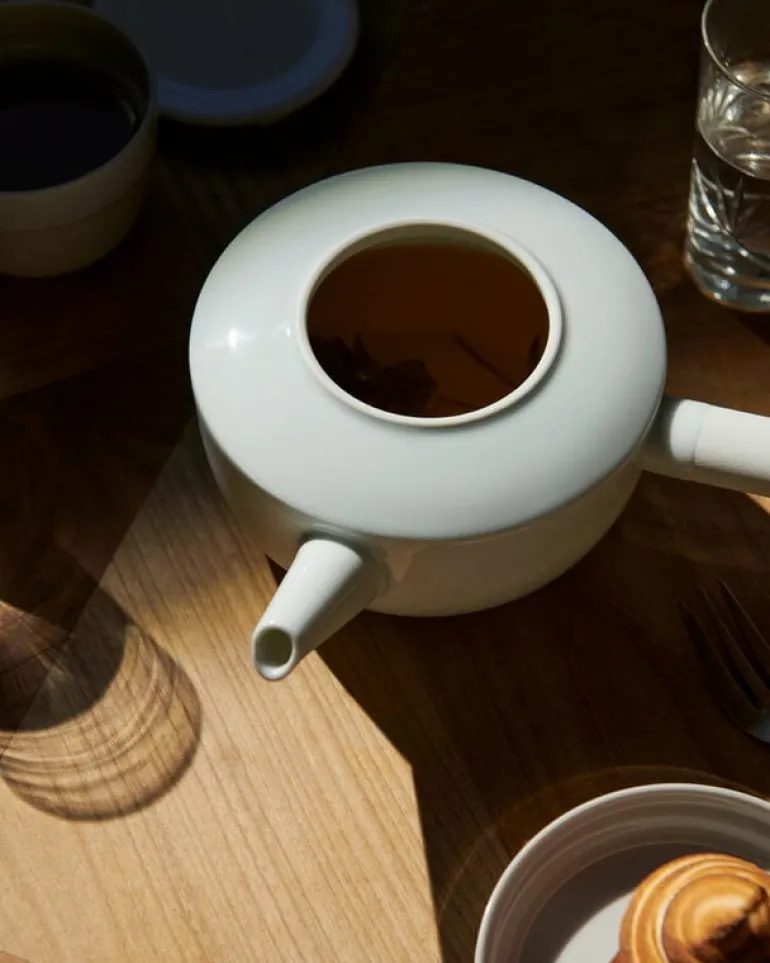 1616 / arita japan CMA Japanese teapot, 650 ml, white