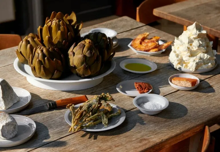 1616 / arita japan TY Anise 150 plate, unglazed grey