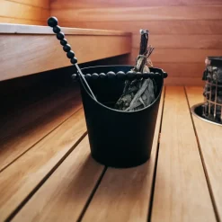 Aarikka Nuppu sauna bucket, black