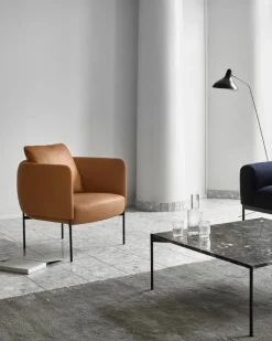 Adea Bonnet Club lounge chair, aniline leather