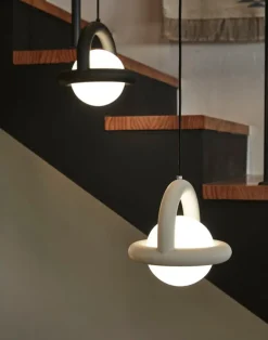 AGO Balloon pendant, dimmable, egg white