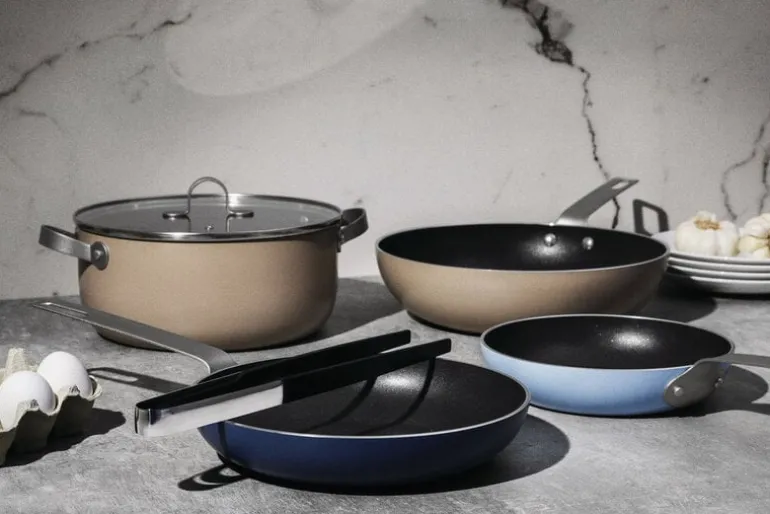 Alessi Domenica kitchen tongs