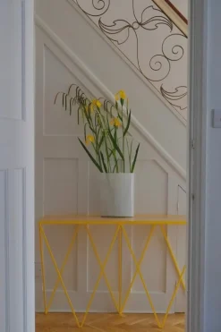 &New Giraffe console table, yellow