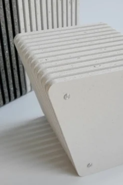 &New Jää side table, white