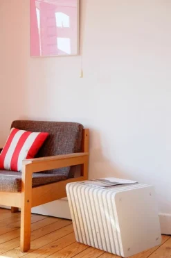 &New Jää side table, white