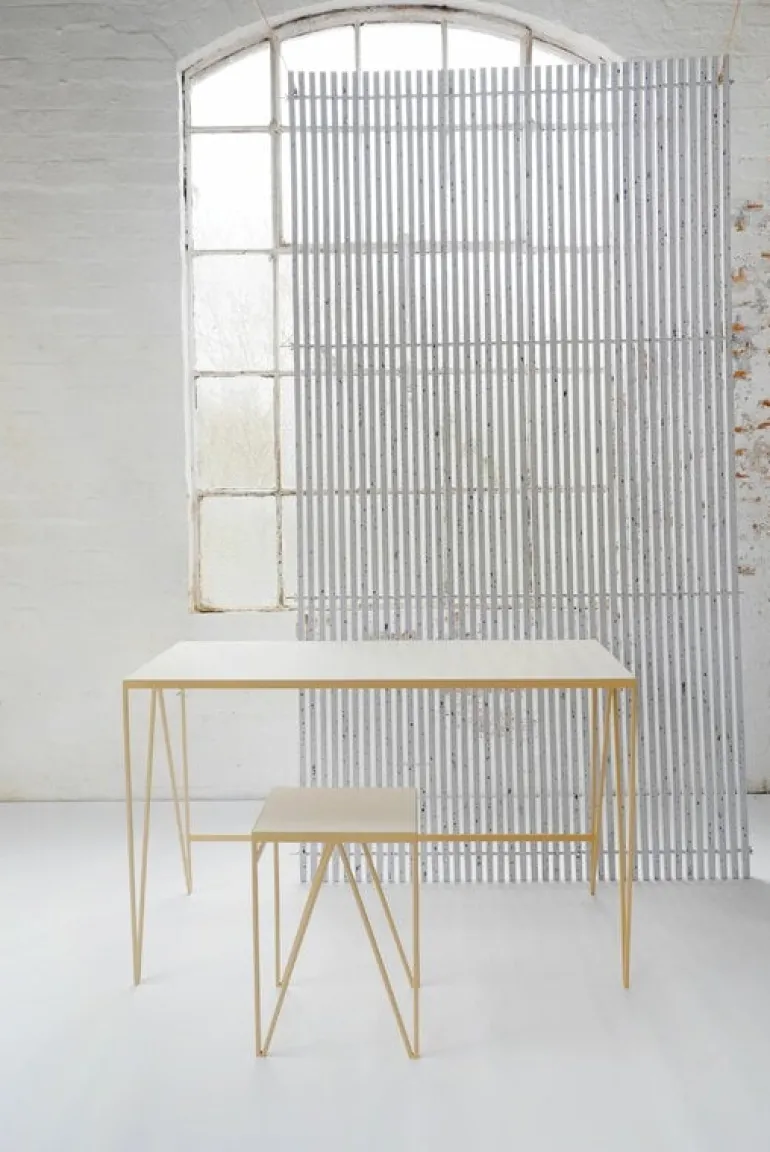 &New Study desk, linoleum, butternut