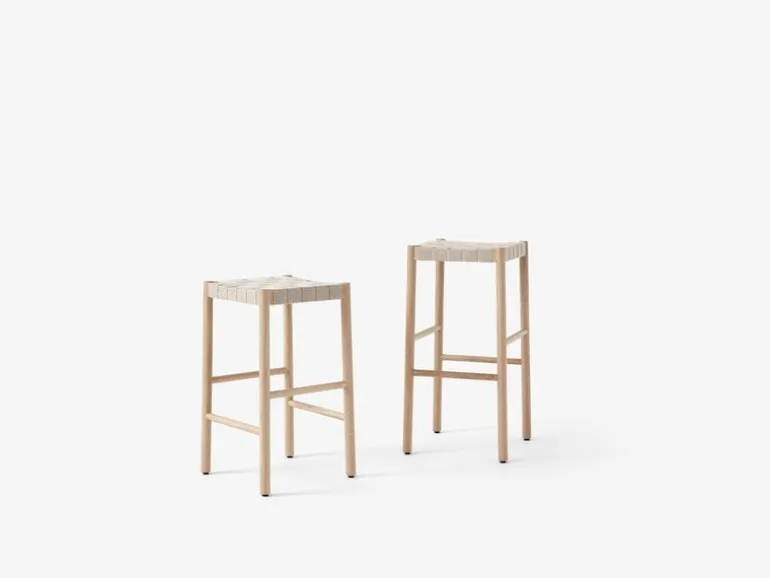 &Tradition Betty TK7 counter stool 66 cm, oak - natural webbing