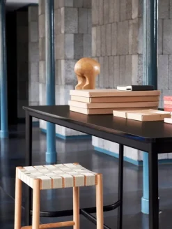 &Tradition Betty TK7 counter stool 66 cm, oak - natural webbing