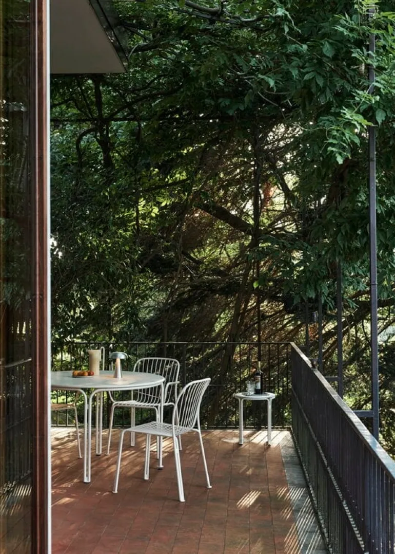 &Tradition Como SC53 portable table lamp, aluminium