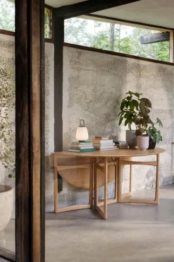 &Tradition Drop Leaf HM6 dining table, white oiled oak