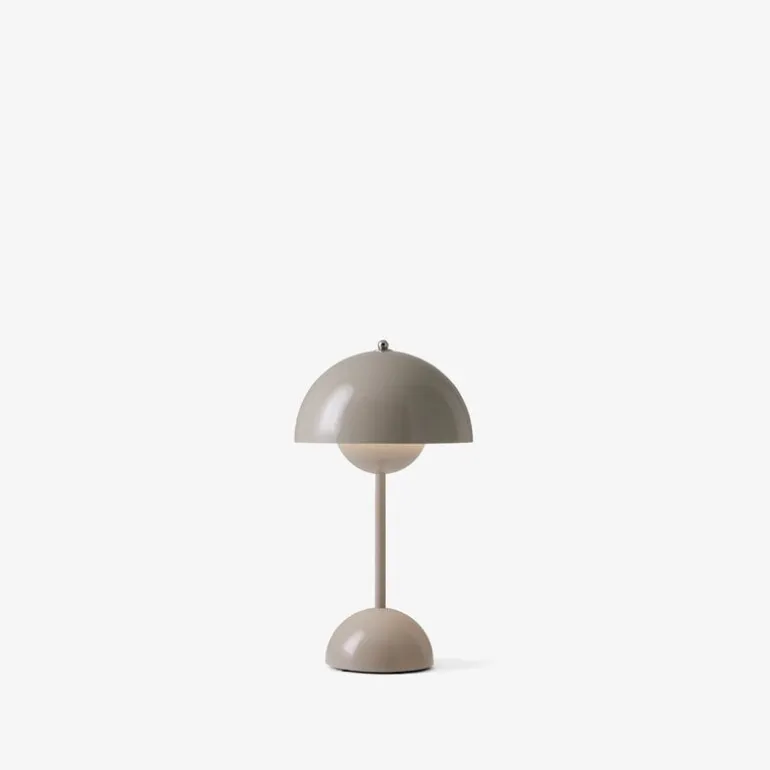 &Tradition Flowerpot VP9 portable table lamp, grey beige