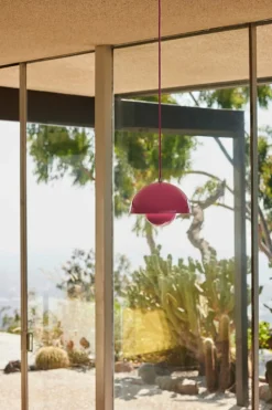 &Tradition Flowerpot VP1 pendant, tangy pink