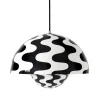&Tradition Flowerpot VP7 pendant, black - white