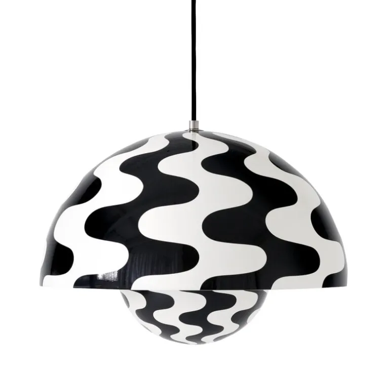 &Tradition Flowerpot VP7 pendant, black - white