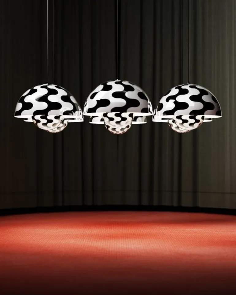 &Tradition Flowerpot VP7 pendant, black - white