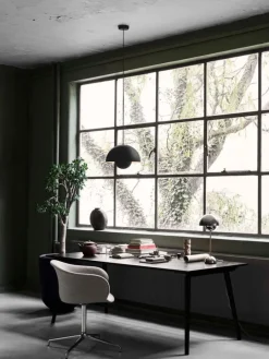 &Tradition Flowerpot VP3 table lamp, chrome plated