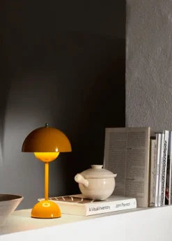 &Tradition Flowerpot VP9 portable table lamp, mustard
