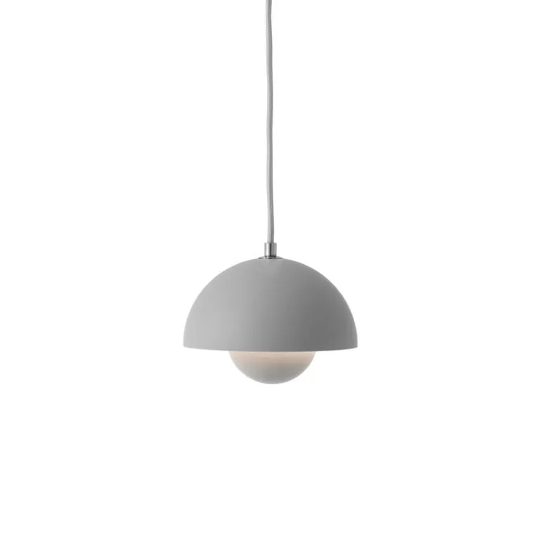 &Tradition Flowerpot VP10 pendant, matt light grey