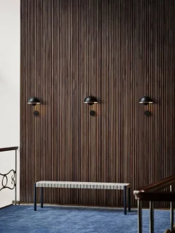 &Tradition Flowerpot VP8 wall lamp, matt black