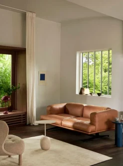 &Tradition Flowerpot VP3 table lamp, dark plum