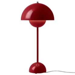 &Tradition Flowerpot VP3 table lamp, vermilion red