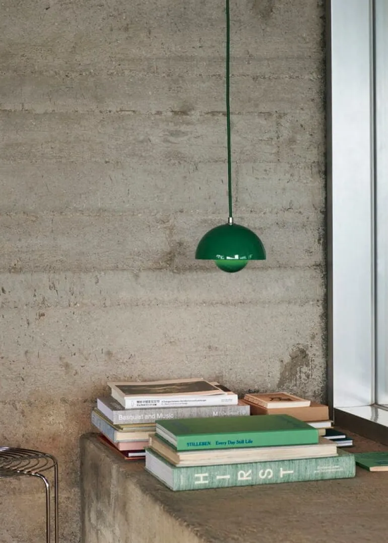 &Tradition Flowerpot VP10 pendant, signal green