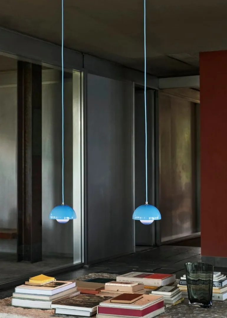 &Tradition Flowerpot VP10 pendant, swim blue