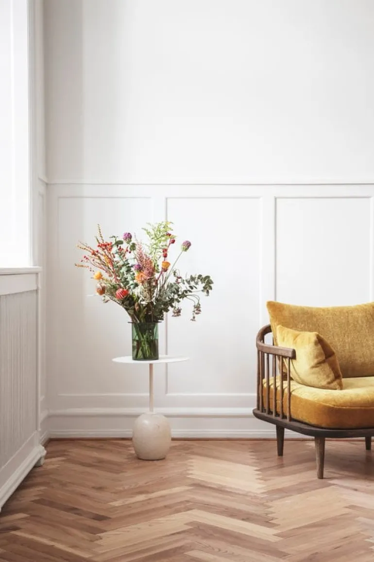 &Tradition Lato LN8 coffee table, white - Cream Diva marble