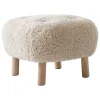 &Tradition Little Petra ATD1 pouf, Moonlight sheepskin - white oiled oak