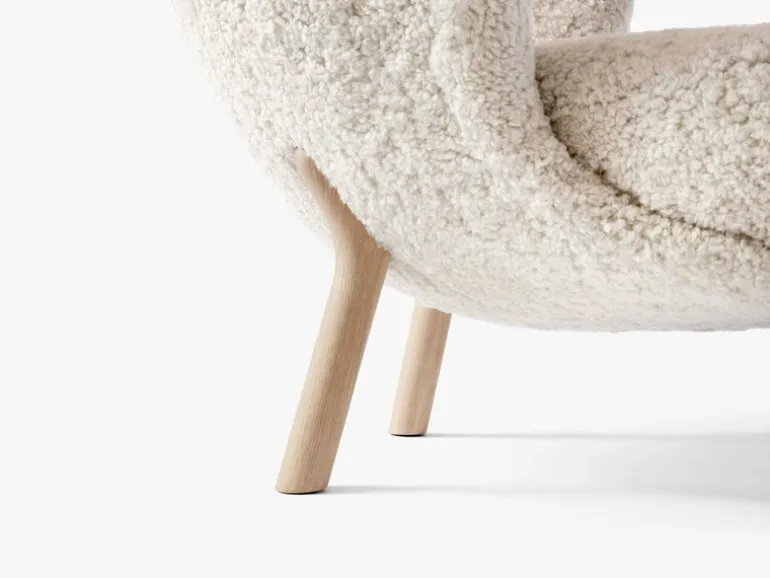 &Tradition Little Petra lounge chair and pouf, Moonlight - white oiled oak