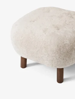 &Tradition Little Petra lounge chair and pouf, Moonlight sheepskin - walnut