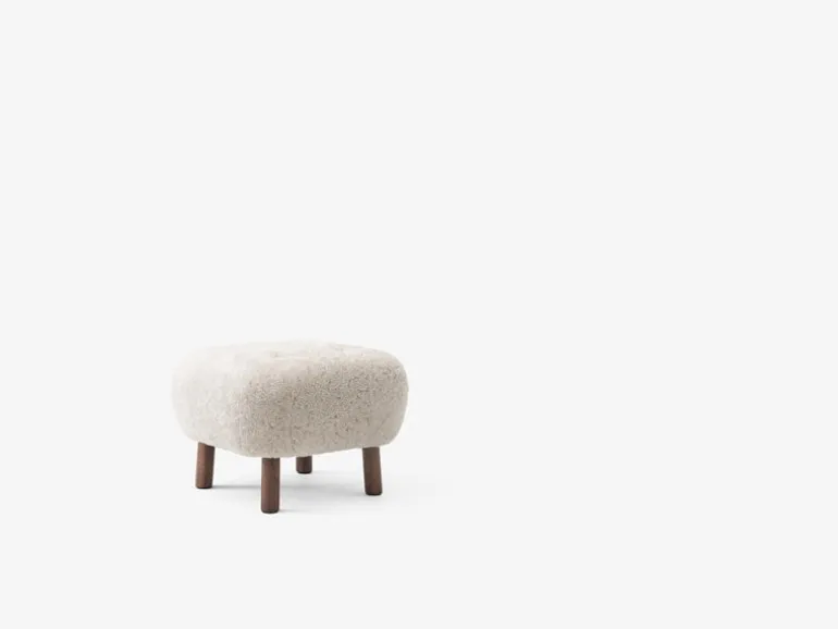 &Tradition Little Petra lounge chair and pouf, Moonlight sheepskin - walnut