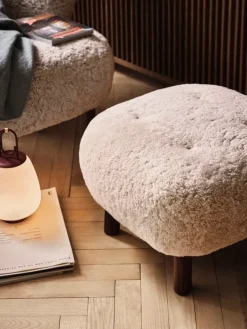 &Tradition Little Petra lounge chair and pouf, Moonlight sheepskin - walnut