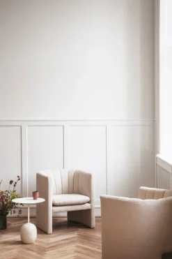 &Tradition Loafer SC23 lounge chair, Ritz Trend 0206 Cream