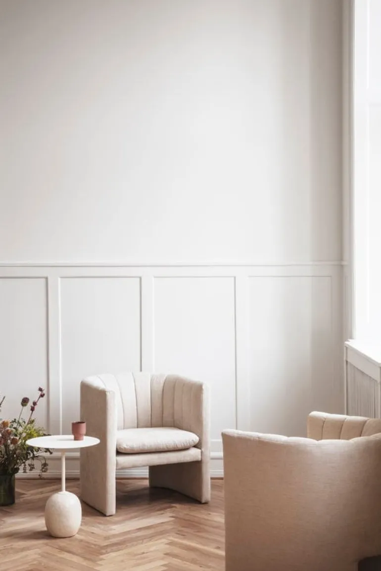 &Tradition Loafer SC23 lounge chair, Ritz Trend 0206 Cream