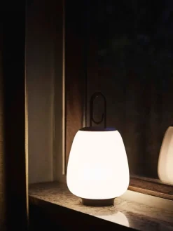 &Tradition Lucca SC51 table lamp, opal - black