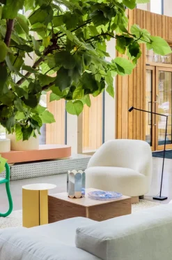 &Tradition Margas LC1 lounge chair, oiled oak - Karakorum 001