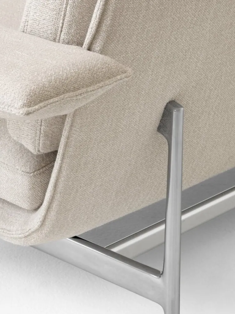 &Tradition Meantime AV30 2-seater sofa, polished aluminium - beige Ecriture 0210