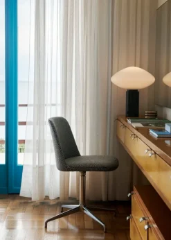 &Tradition Mist table lamp AP17, Guatemala Verde marble - opal glass