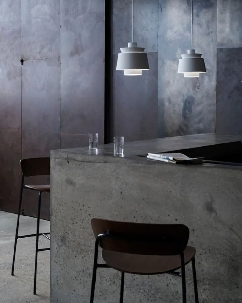 &Tradition Pavilion AV7 / AV9 bar stool, lacquered walnut