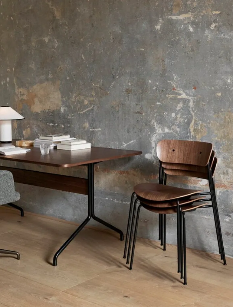 &Tradition Pavilion AV18 table, black - lacquered walnut