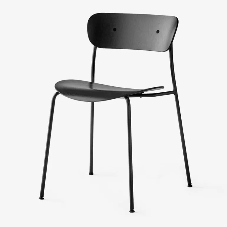 &Tradition Pavilion AV1 chair, black