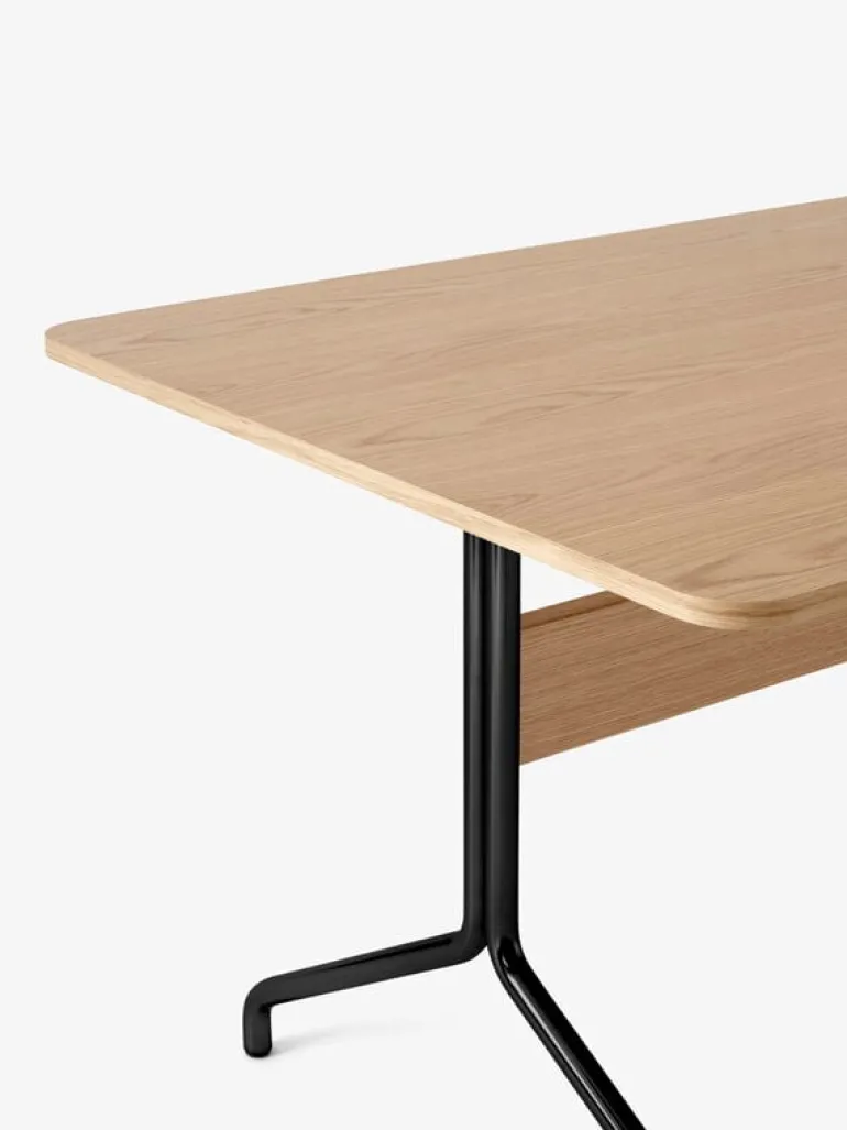 &Tradition Pavilion AV24 table, black - lacquered oak