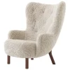&Tradition Petra VB3 lounge chair, Moonlight sheepskin - oiled walnut