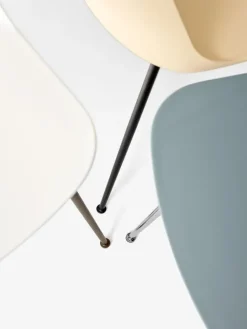 &Tradition Rely HW6 chair, chrome - light blue