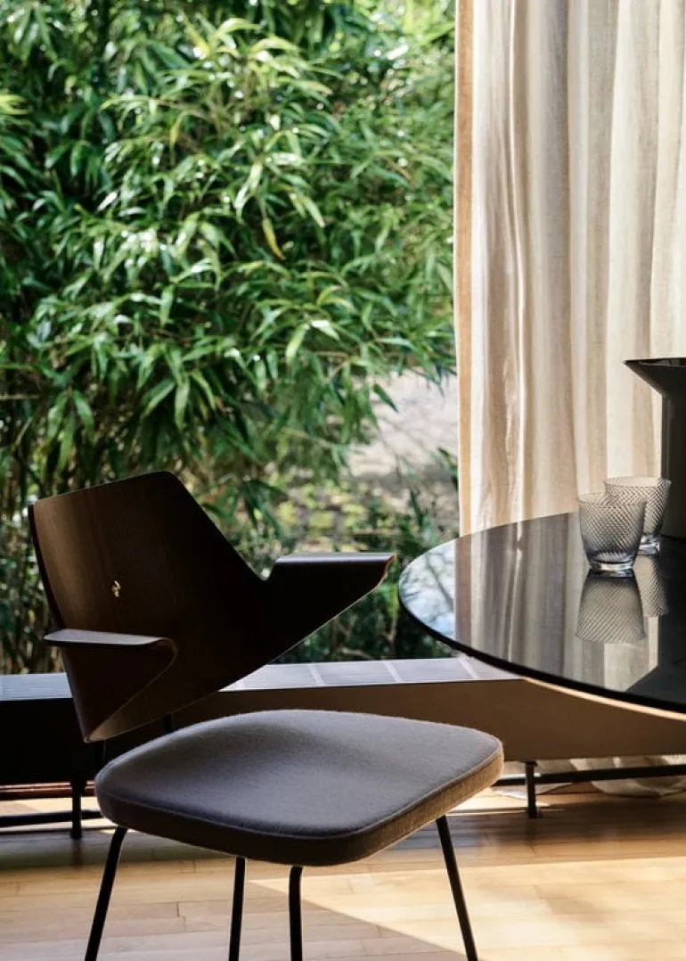 &Tradition RFH RD7 armchair, walnut and beech veneer - brown