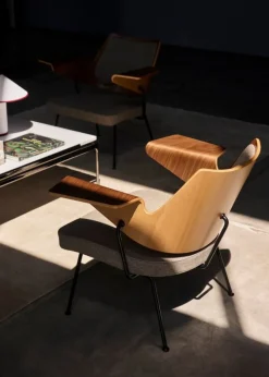 &Tradition RFH RD8 lounge chair, walnut and beech veneer - brown