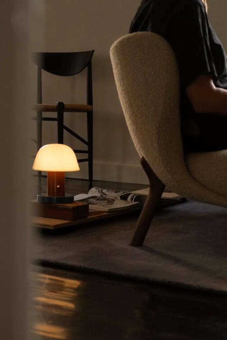 &Tradition Setago JH27 table lamp, maroon - grape