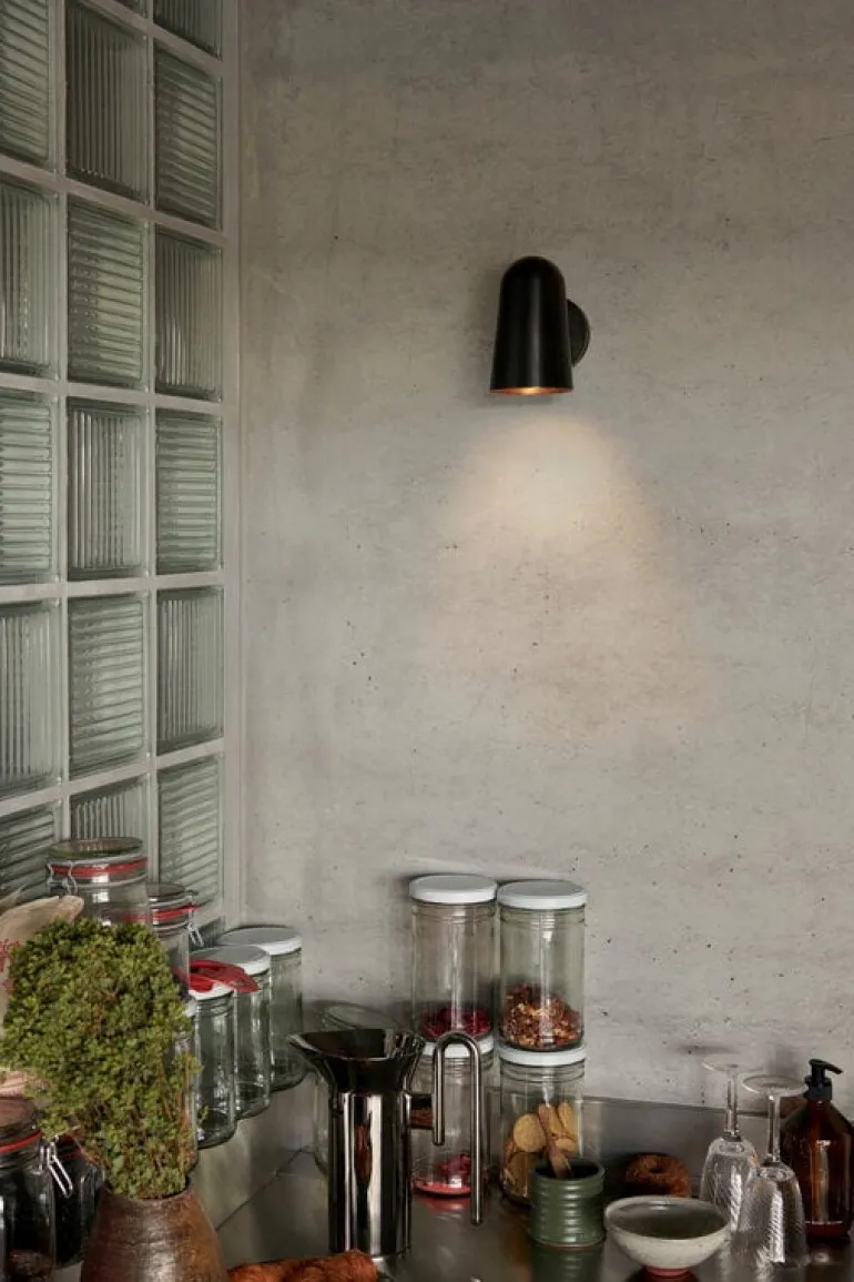 &Tradition Solid SC105 wall lamp, bronzed brass