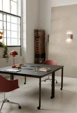 &Tradition Tabata LN10 wall lamp, silk grey